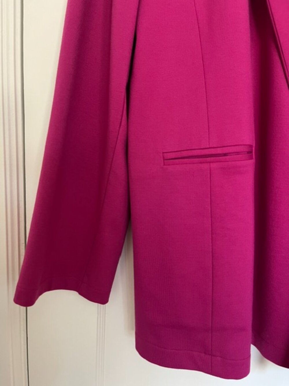 Ripley Rader Ponte Knit Oversized Blazer in Magenta | Size Large - Picture 6 of 10